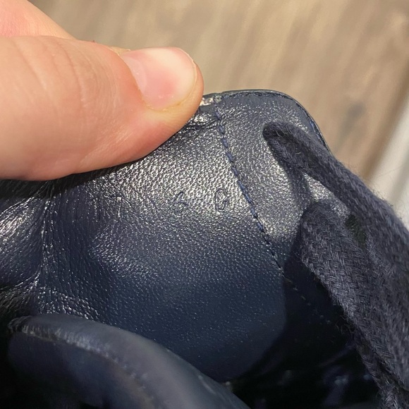 Gucci Mens Navy Blue GG Supreme High Top Sneakers - Picture 13 of 14